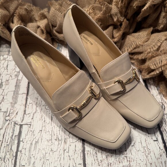 Liz Claiborne Block Heel Show Cream Gold Buckle - Picture 2 of 5